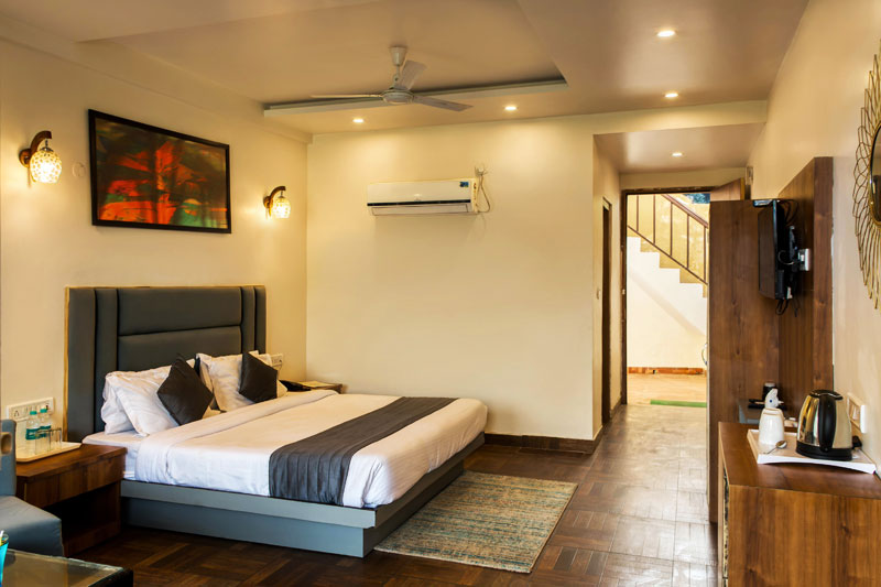 Cozy Deluxe Room Stay at Corbett Jungle Treasure Resort